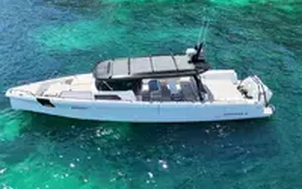 slider 4 Axopar 45 XC