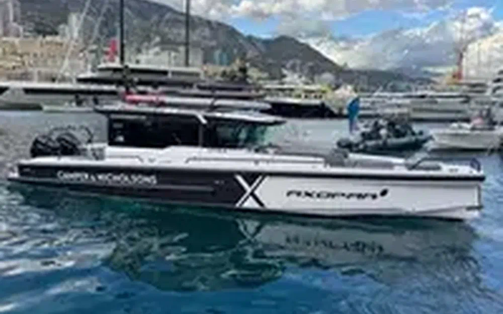 slider 9 Axopar 37 SC