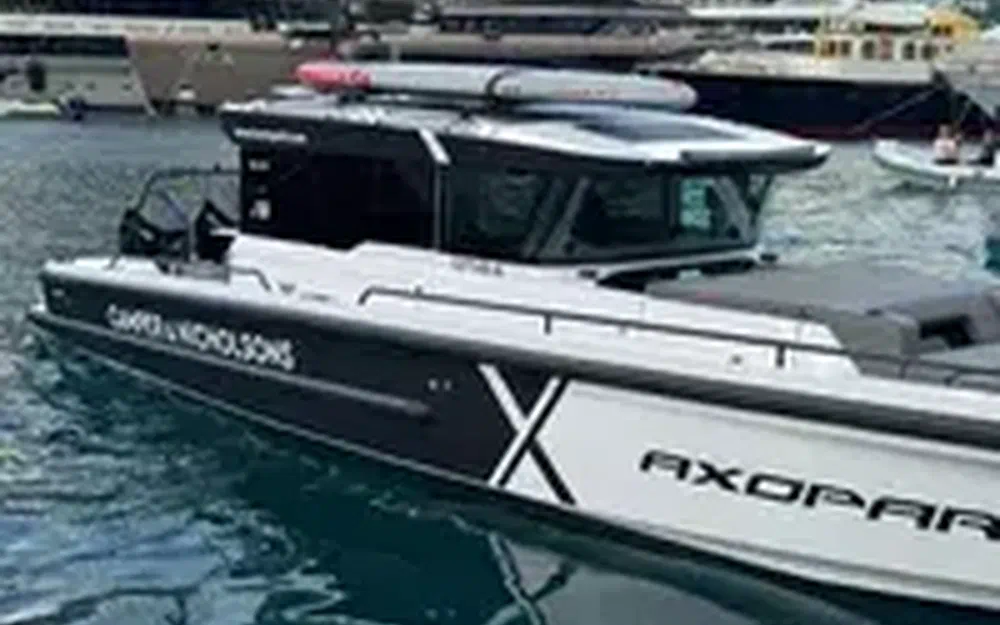 slider 7 Axopar 37 SC