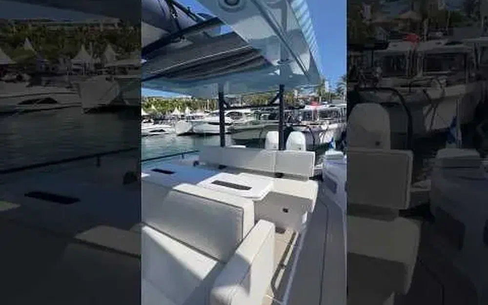 slider 0 Axopar 37 ST