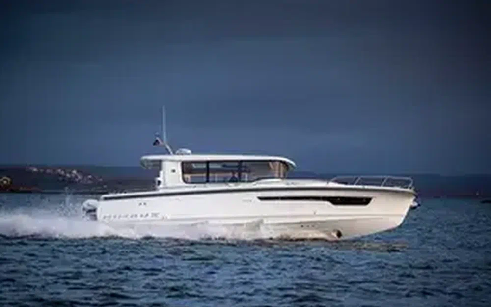 slider 2 Axopar 37 ST