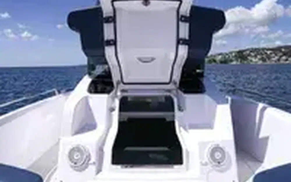 slider 9 Axopar 29 XC CROSS CABIN