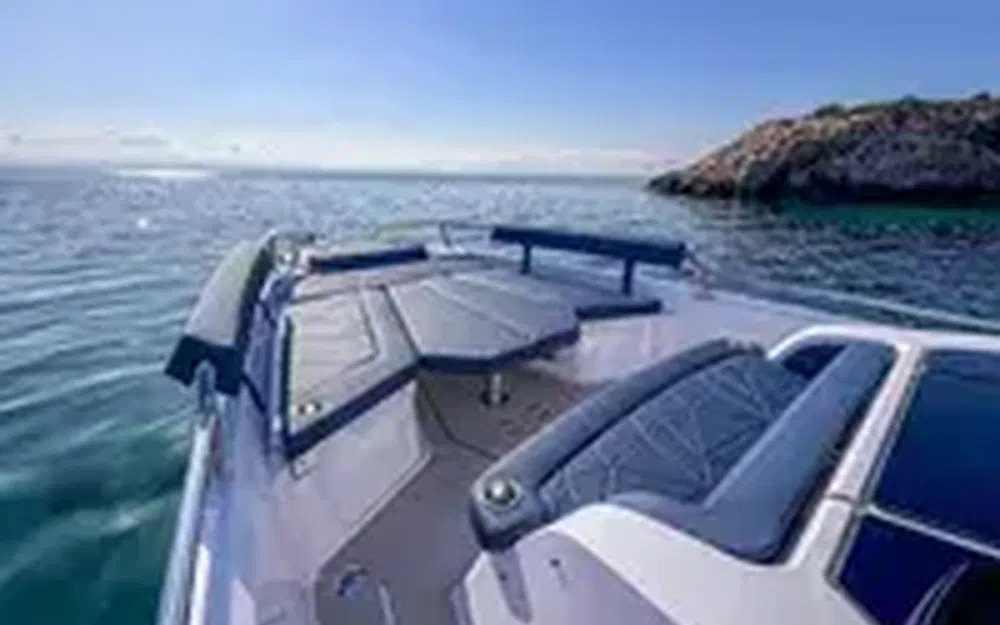 slider 8 Axopar 29 XC CROSS CABIN