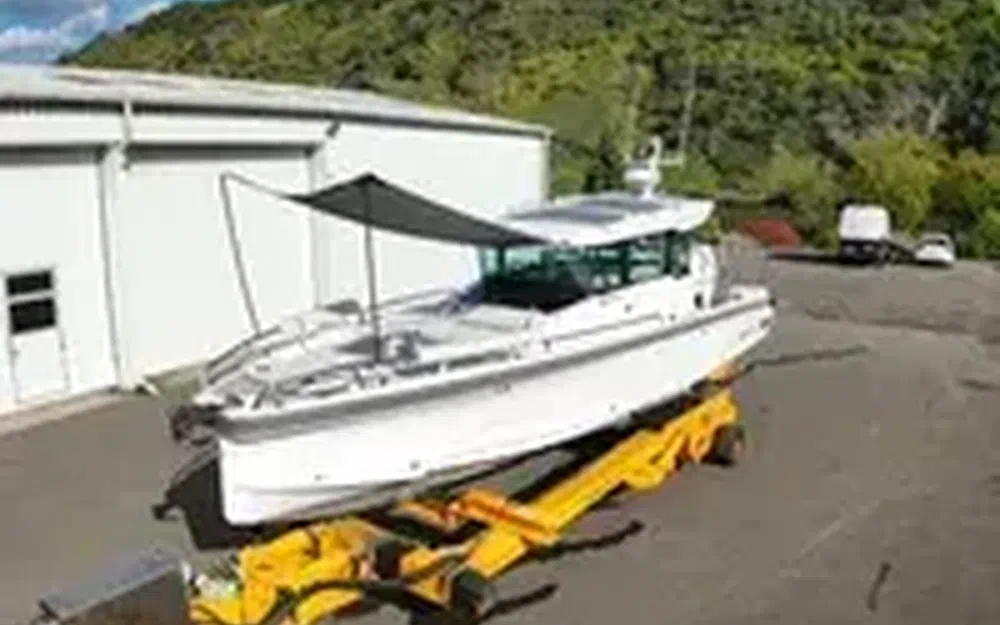 slider 0 Axopar 29 XC CROSS CABIN