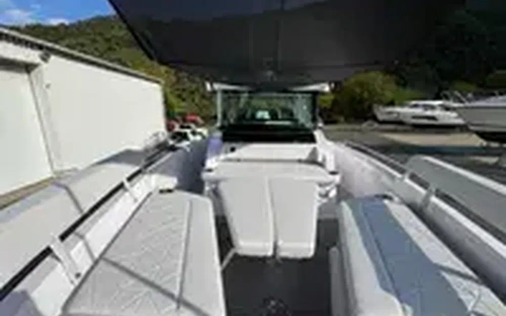 slider 13 Axopar 29 XC CROSS CABIN