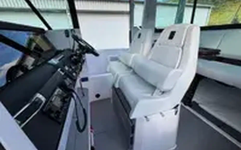 slider 14 Axopar 29 XC CROSS CABIN