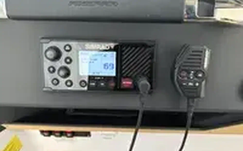 slider 4 Axopar 29 Sun Top