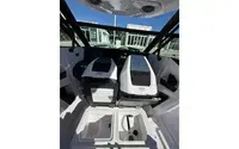 slider 15 Axopar 29 Sun Top