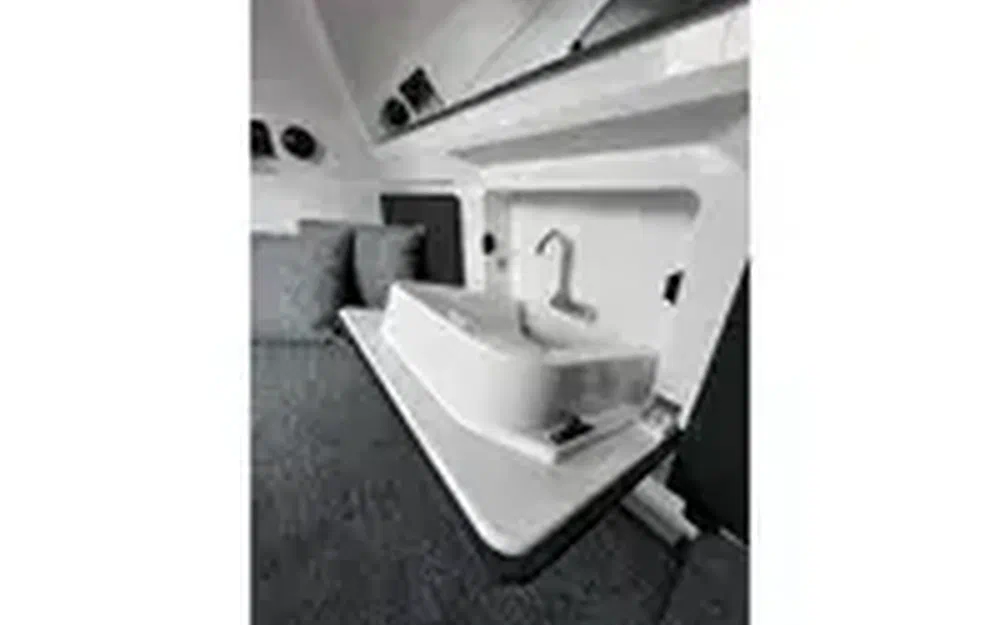 slider 10 Axopar 29 CCX