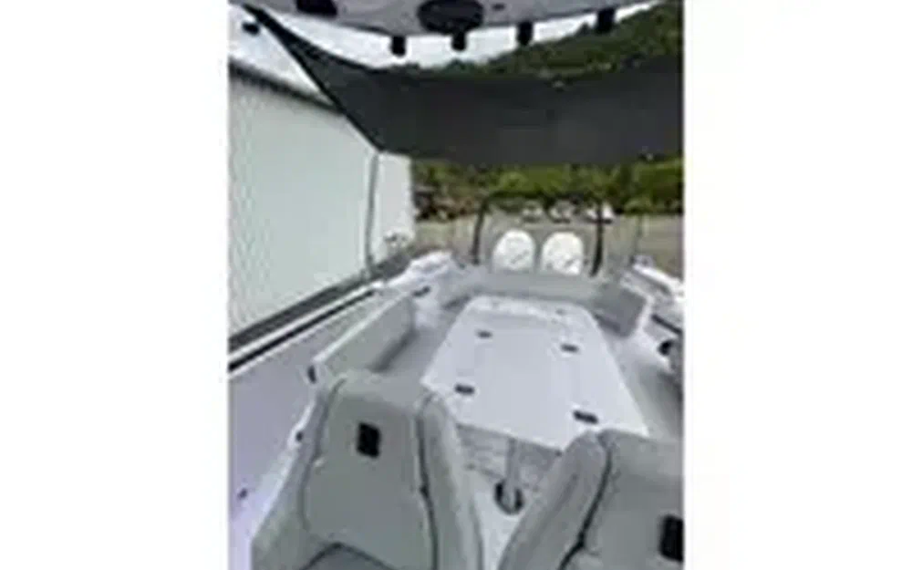 slider 6 Axopar 29 CCX