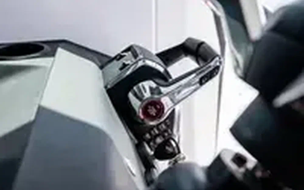 slider 6 Axopar 29 CCX