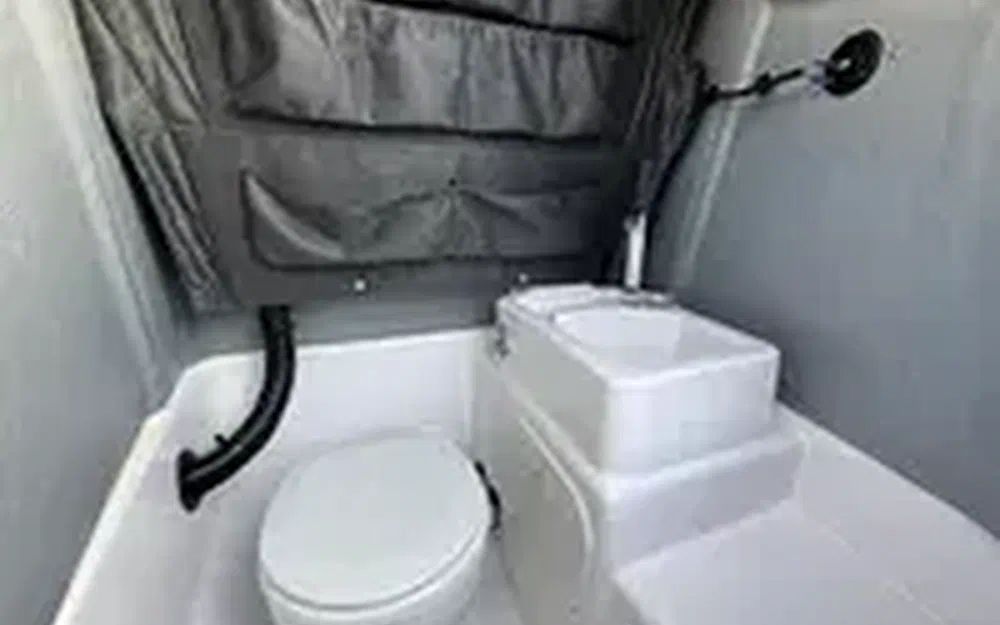 slider 11 Axopar 22 T Top