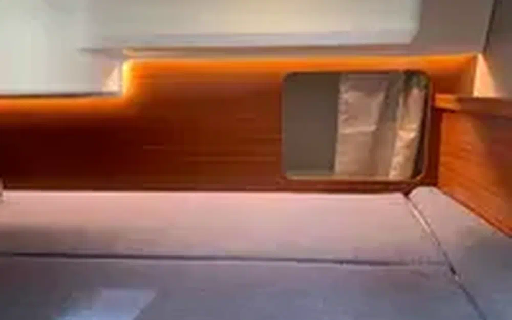 slider 19 Nimbus 305 Coupe