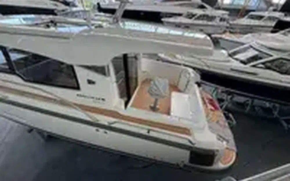 slider 3 Nimbus 305 Coupe