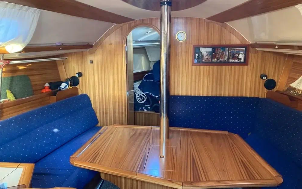 slider 1 Dufour Gib Sea 37