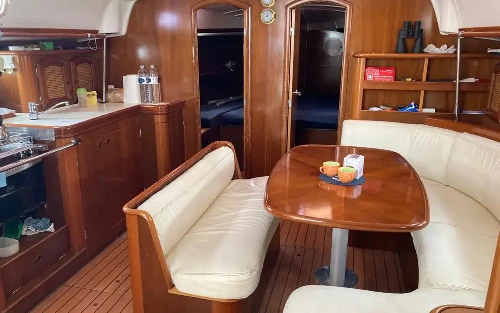 slider 3 Beneteau Oceanis 461