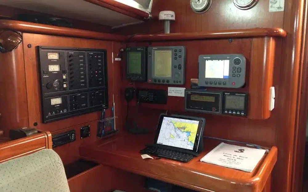 slider 6 Beneteau Oceanis 461