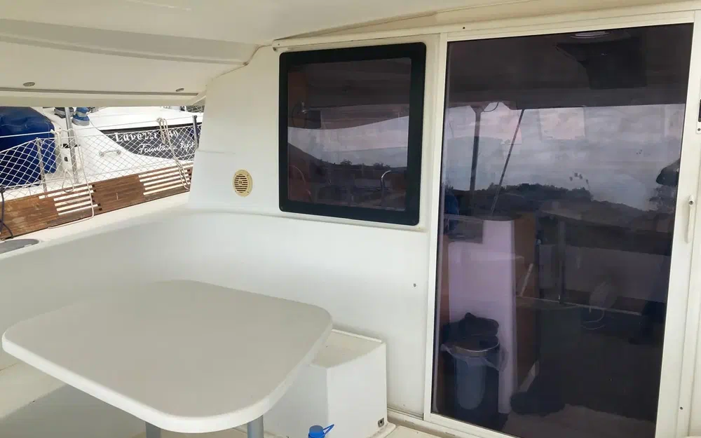 slider 4 Fountaine Pajot Lipari 41