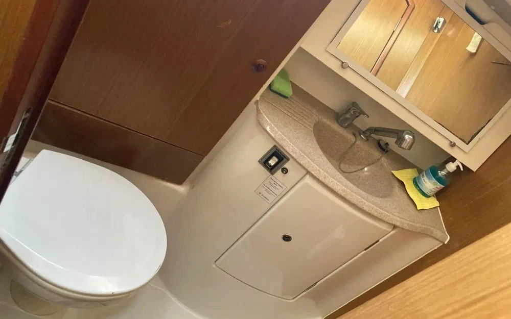 slider 9 Jeanneau Sun Odyssey 45