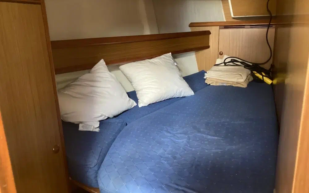 slider 10 Jeanneau Sun Odyssey 45