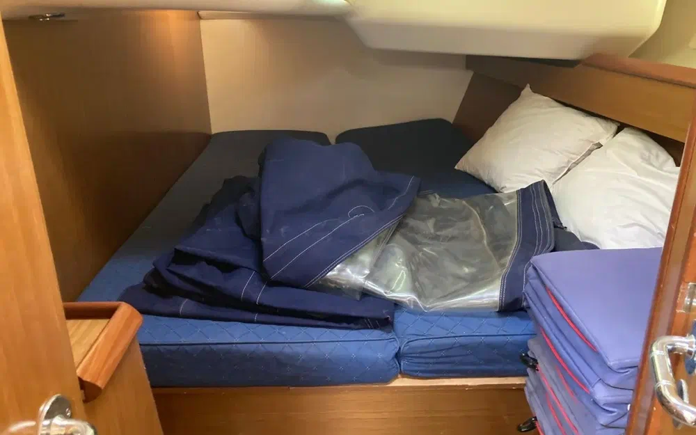 slider 11 Jeanneau Sun Odyssey 45