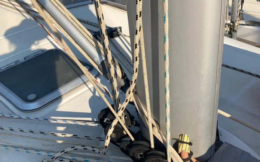 slider 16 Jeanneau Sun Odyssey 45