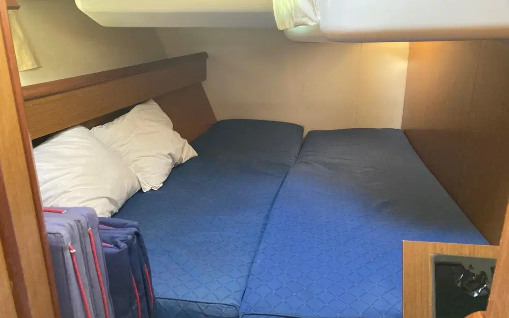 slider 6 Jeanneau Sun Odyssey 45