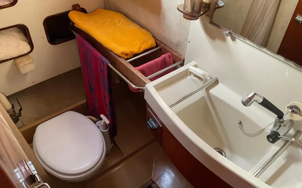 slider 7 Amel Maramu