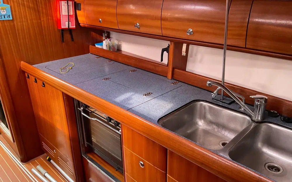 slider 9 Bavaria 38 Cruiser