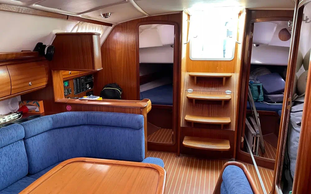 slider 2 Bavaria 38 Cruiser