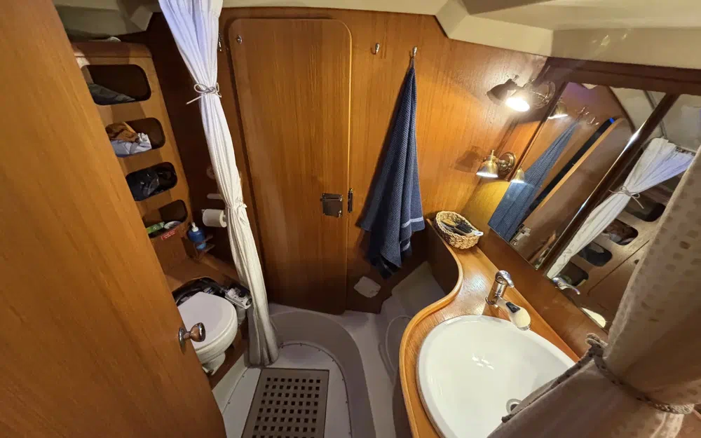 slider 11 Grand Soleil 46