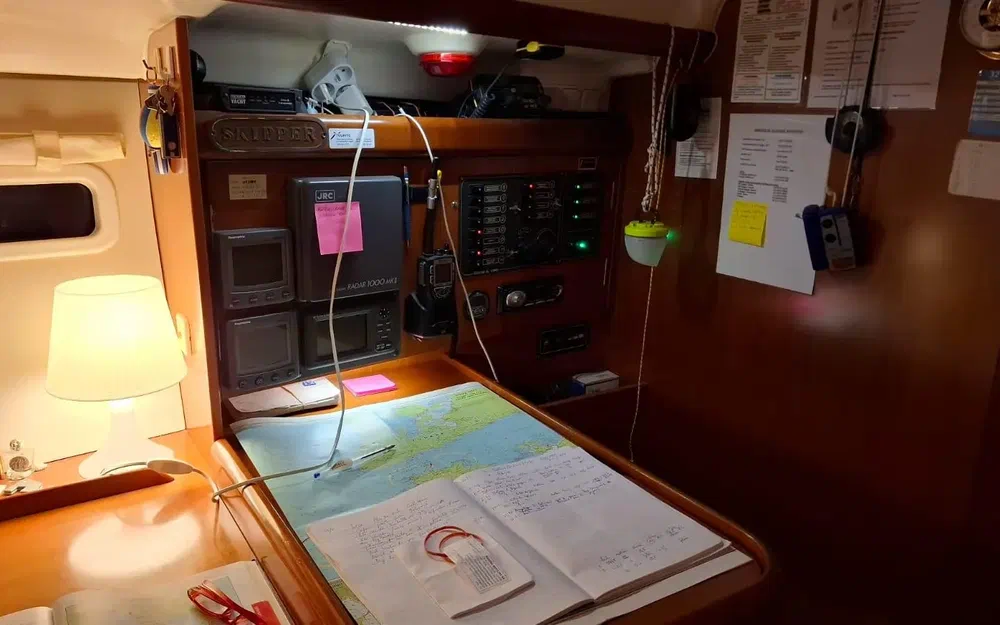 slider 9 Beneteau Oceanis 393 Clipper