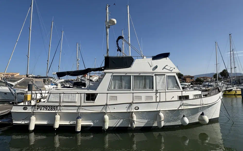 slider 0 Grand Banks 36 Classic