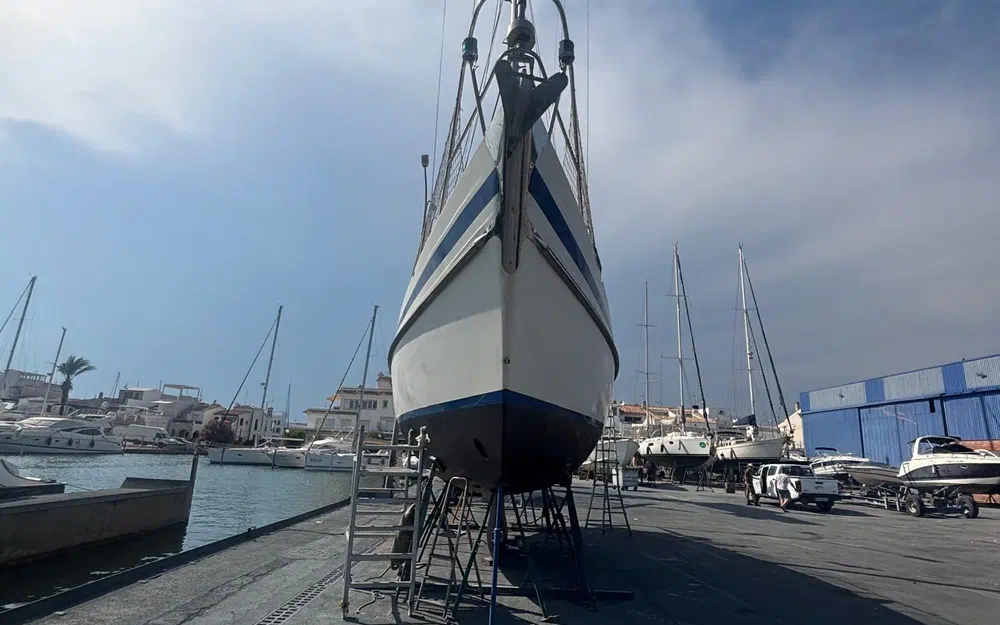 slider 27 Contest Yachts Contest 42 Ketch