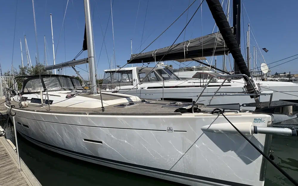 slider 0 Dufour 445 Grand Large