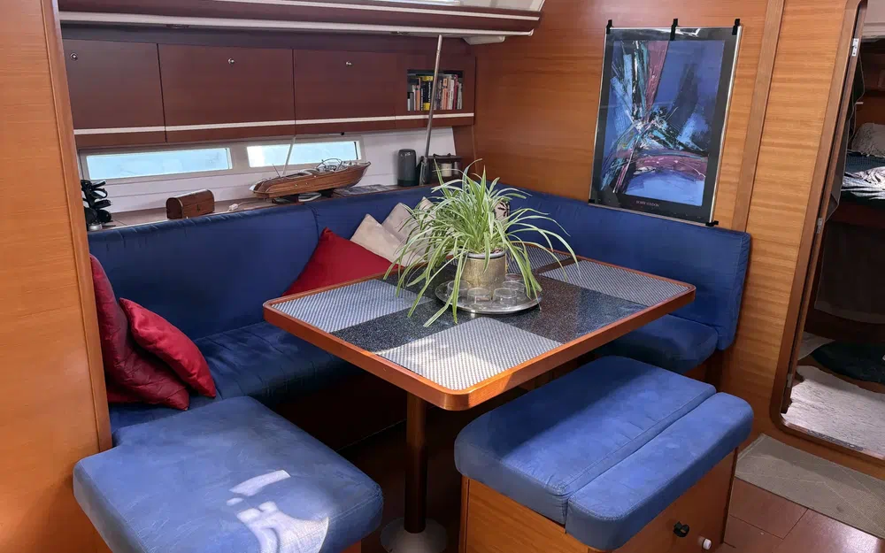 slider 4 Dufour 445 Grand Large