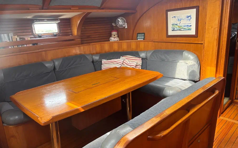 slider 1 Jeanneau Sun Kiss 47