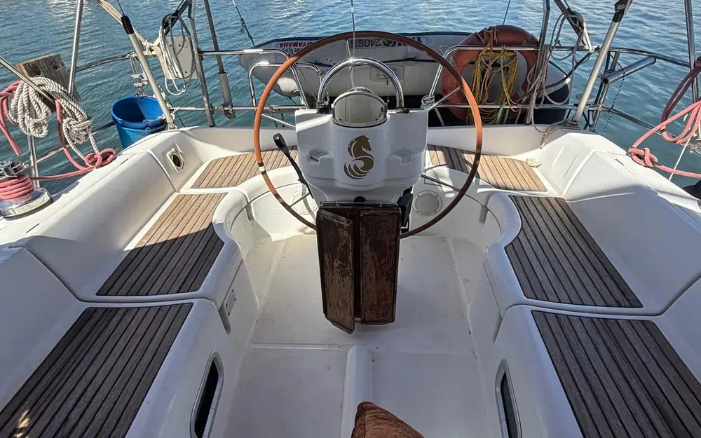 slider 13 Beneteau Oceanis 361