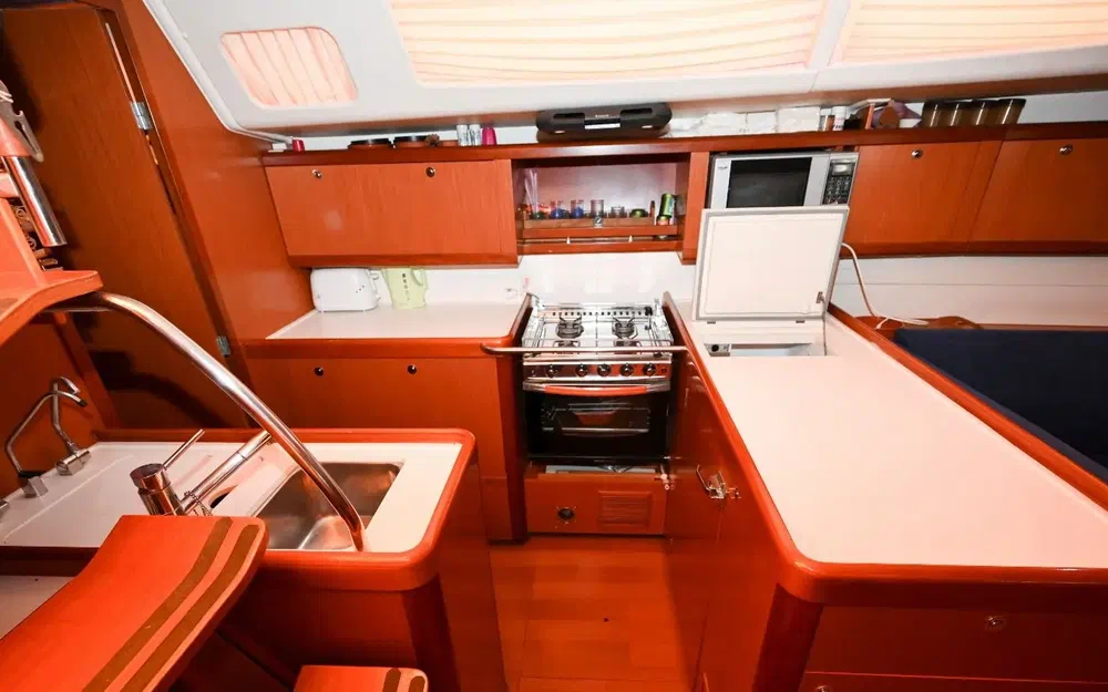 slider 3 Beneteau Oceanis 50