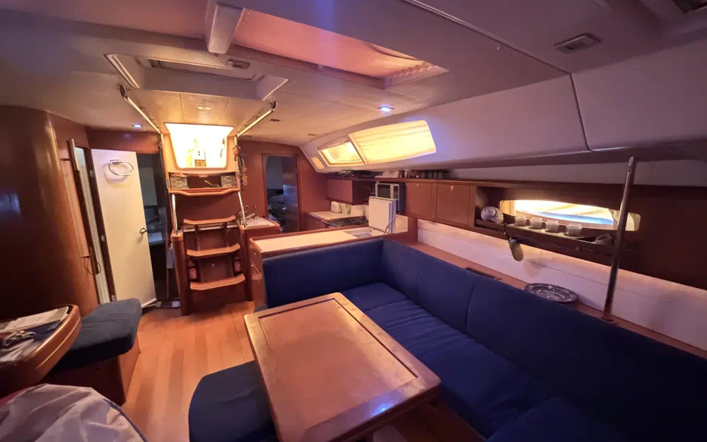 slider 4 Beneteau Oceanis 50