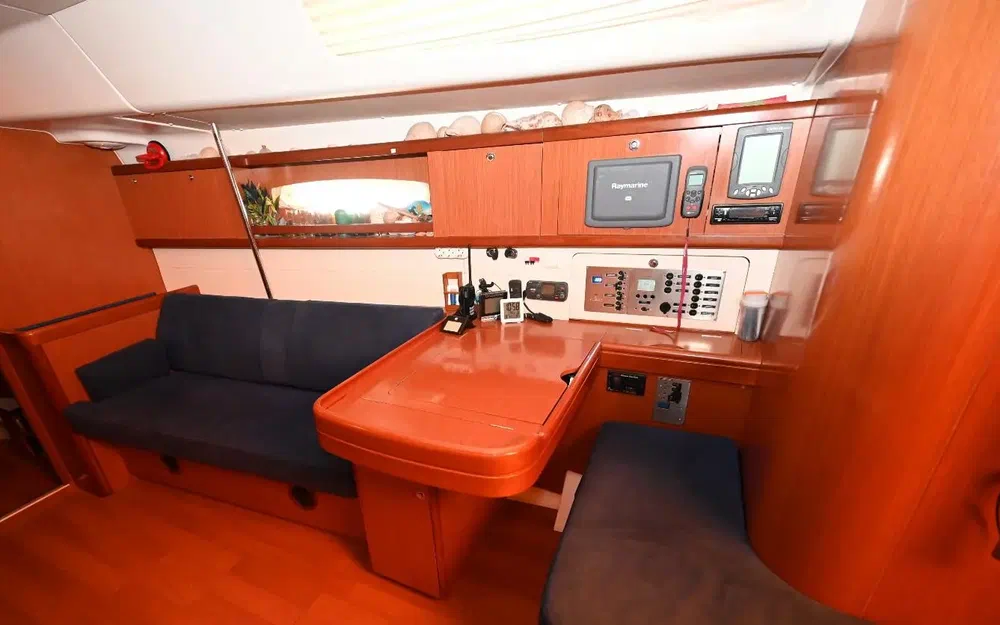 slider 5 Beneteau Oceanis 50