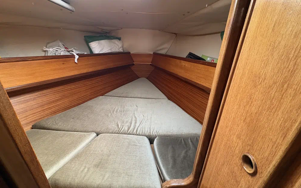 slider 9 Jeanneau Attalia 32