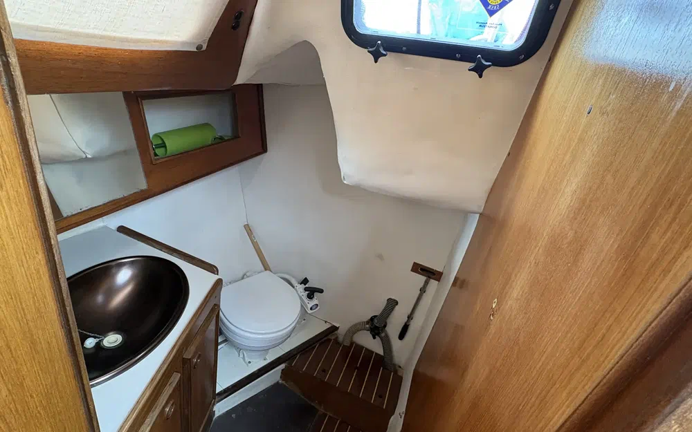 slider 10 Jeanneau Attalia 32