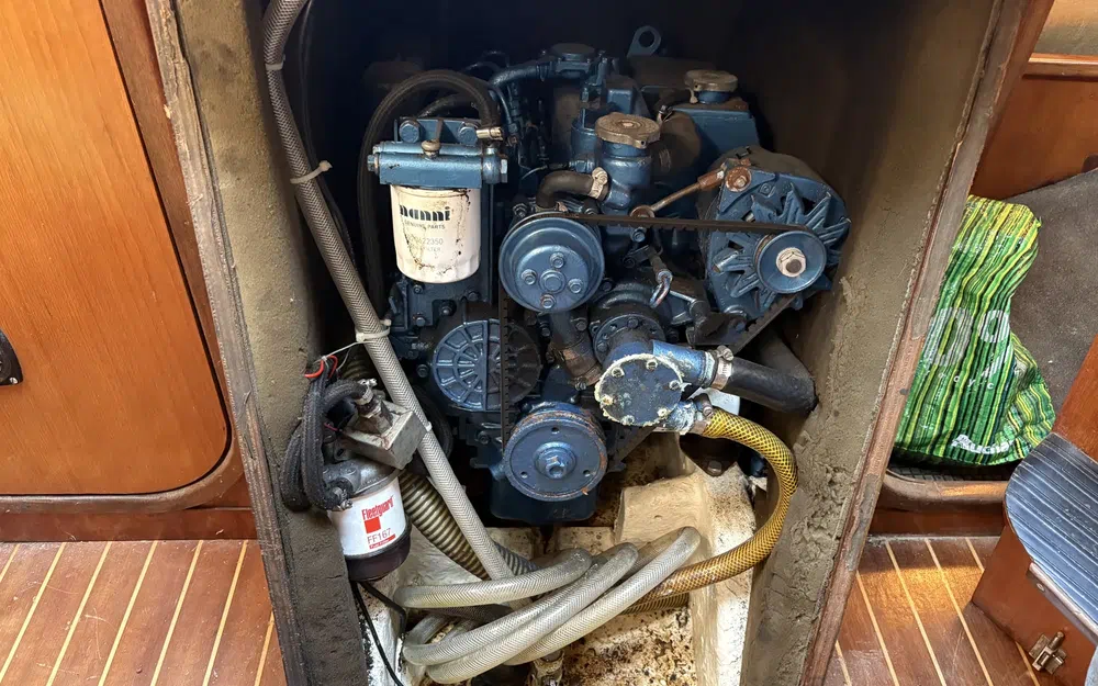 slider 11 Jeanneau Attalia 32