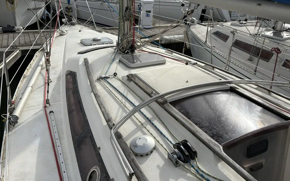 slider 16 Jeanneau Attalia 32