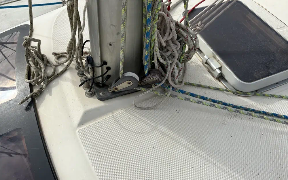 slider 17 Jeanneau Attalia 32