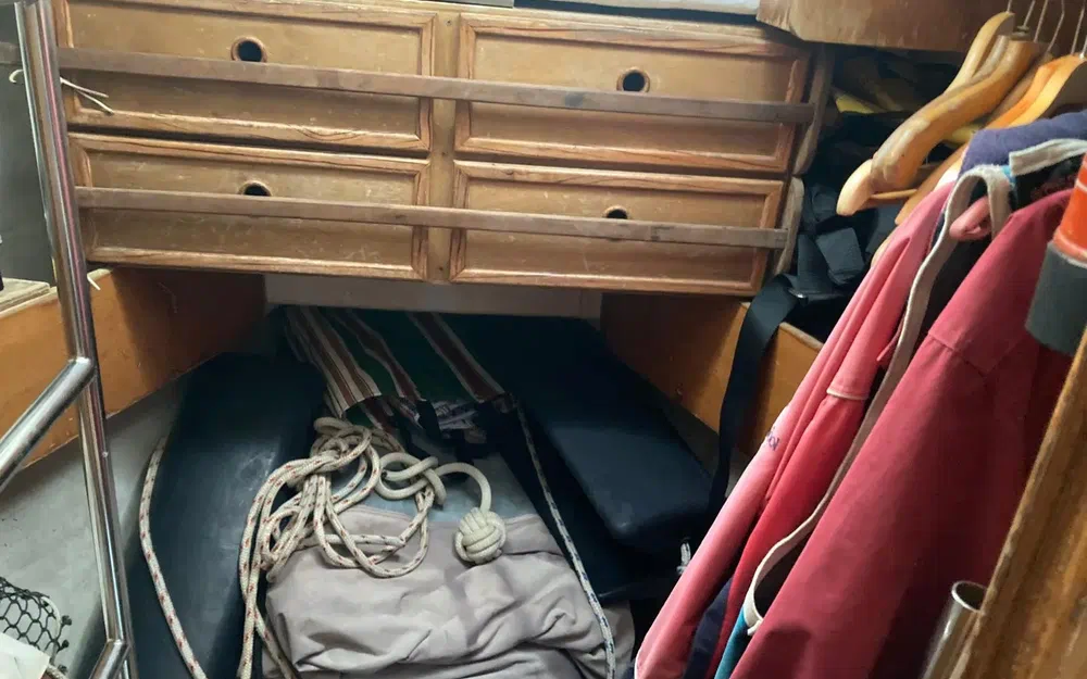 slider 10 Jeanneau Sun Kiss 47