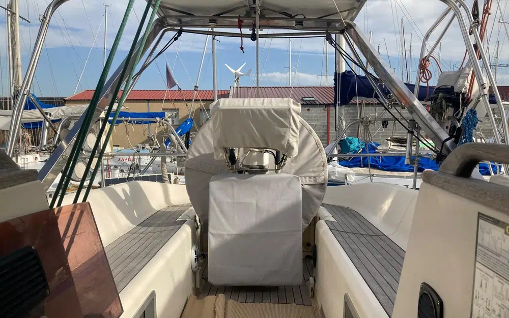 slider 12 Jeanneau Sun Kiss 47