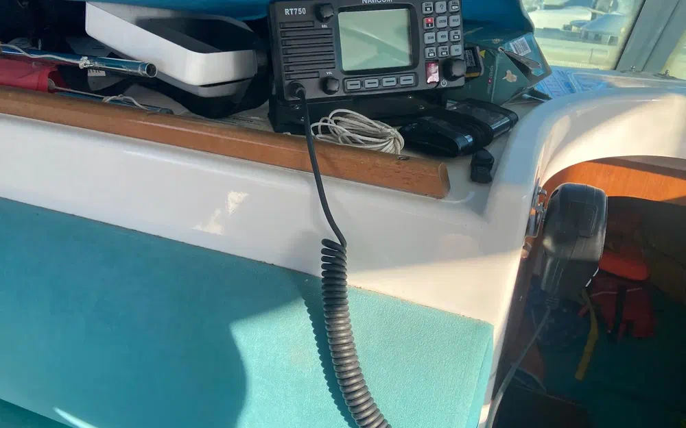 slider 10 Jeanneau Merry Fisher 750