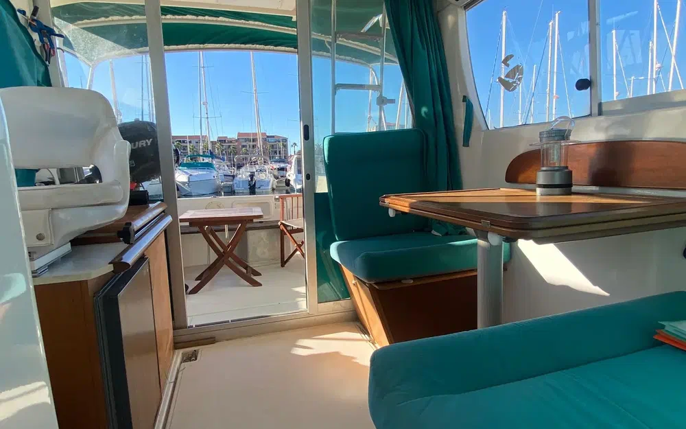 slider 4 Jeanneau Merry Fisher 750